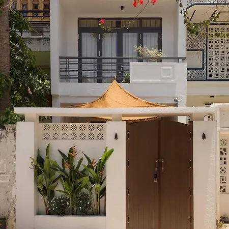Villa Leisurely House